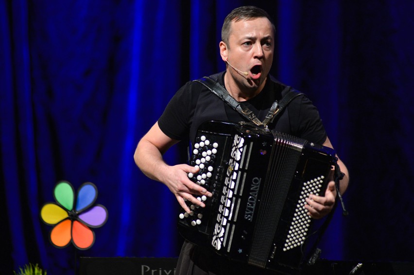 Czesław Mozil zdążył przed lockdownem i dał koncert na scenie Zamku Kazimierzowskiego w Przemyślu [ZDJĘCIA]