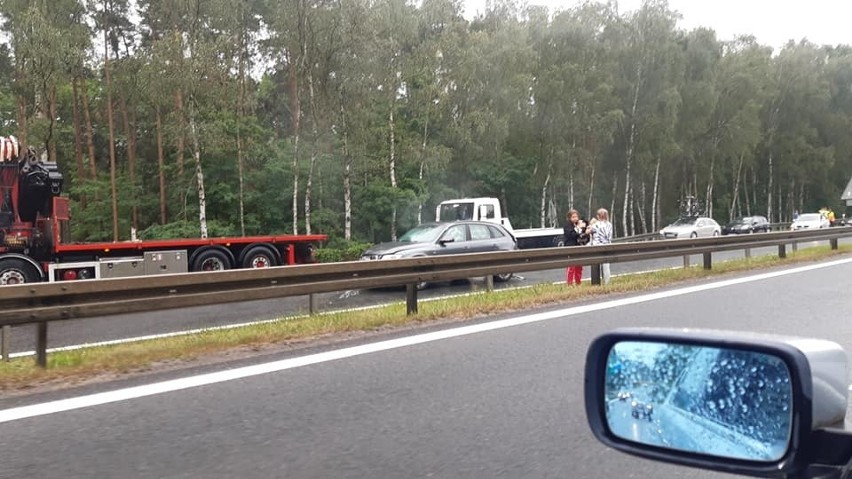 Na A6 zderzyło się 5 samochodów. Przewidywane są utrudnienia