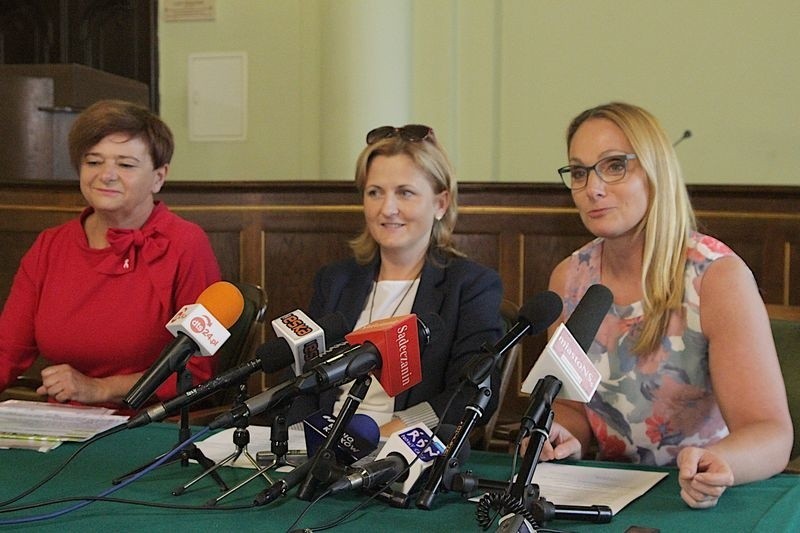 Małgorzata Surowiak, Magdalena Majka i Małgorzata Belska...