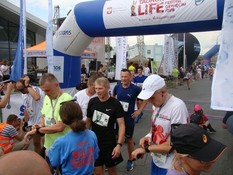 Oświęcim. W biegu ulicznym Tauron Life Festival Oświęcim padł kolejny rekord liczby uczestników [ZDJĘCIA CZ. 2] 