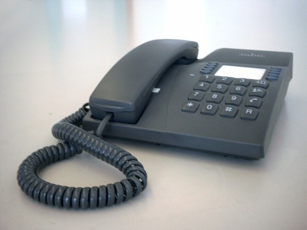 Telekomunikacja twierdzi, że jeśli nawalił doręczyciel faktury, termin płatności ze telefon będzie przedłużony
