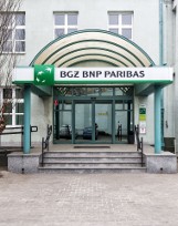 Awaria bankowości nternetowej i mobilnej w BGŻ BNP Paribas. System jest już dostępny