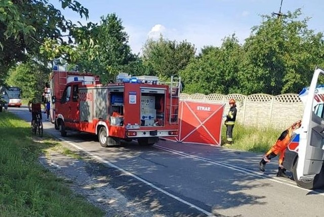 W wypadku w Nowej Woli Gołębiowskiej zginął 47-letni motorowerzysta.