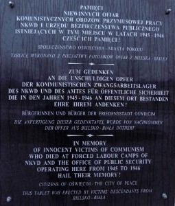 Pamiątkowa tablica poświęcona ofiarom obozów NKWD i...