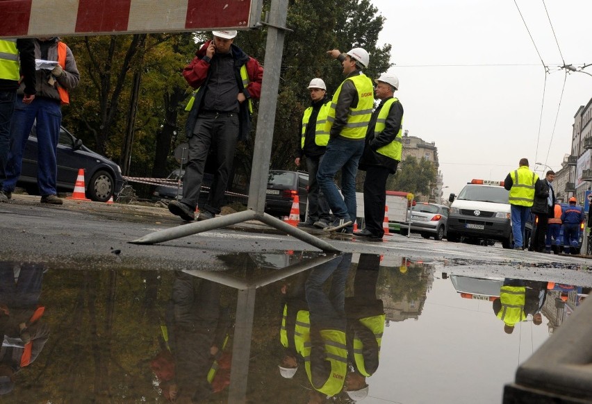 Awaria sieci wodociągowej przy Al. Racławickich