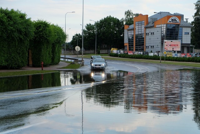 Na zdjęciu: 10.07.2020 burza przeszła przez Białystok - ul. Sławińskiego