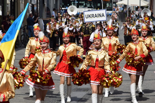 Międzynarodowy Festiwal Orkiestr Dętych Złota Lira odbywa się w Rybniku od wielu lat. Uroczystej paradzie ulicami miasta przyglądają się zawsze tłumy mieszkańców.