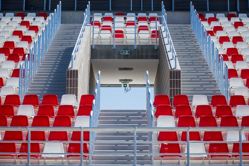 Na przebudowę części stadionu Polonii, która zakończyła się...