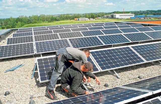Na dachu Słupskiego Inkubatora Technologicznego zamontowano 668 paneli ogniw fotowoltaicznych.