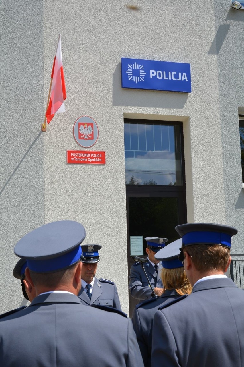 Posterunek policji otwarto w Tarnowie Opolskim.