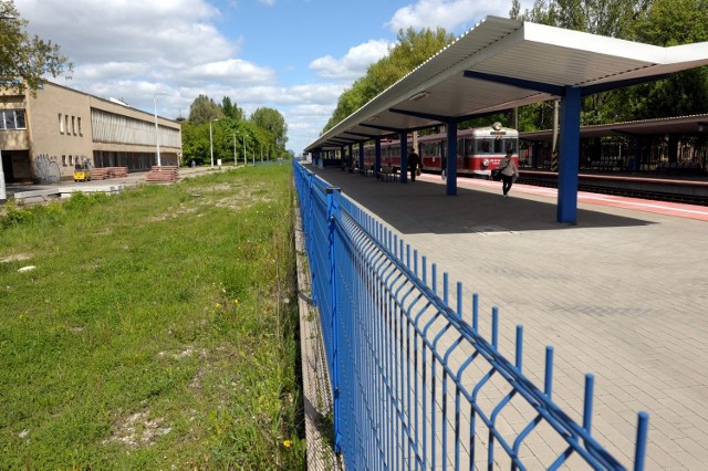 Dworzec Północny na Tatarach zostaje w rękach PKP. W przyszłym roku planowany jest remont poczekalni dla podróżnych i kas biletowych. Centrum nauki ma powstać przy ul. Misjonarskiej