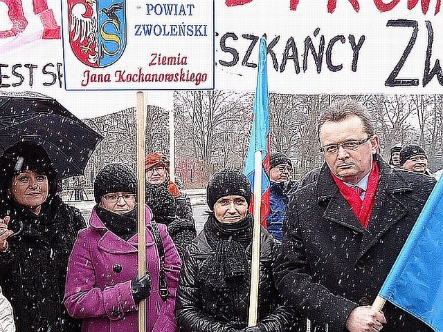 Ostatnio protestowali samorządowcy i pracownicy sadów ze Zwolenia.