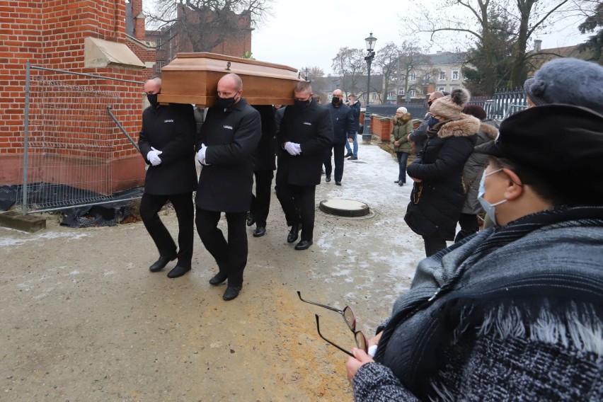 Pogrzeb diakona Karola Dobrasiewicza w Radomiu. Zginął w wypadku koło Starachowic. Żegnali go mieszkańcy, duchowni, przyjaciele (ZDJĘCIA) 