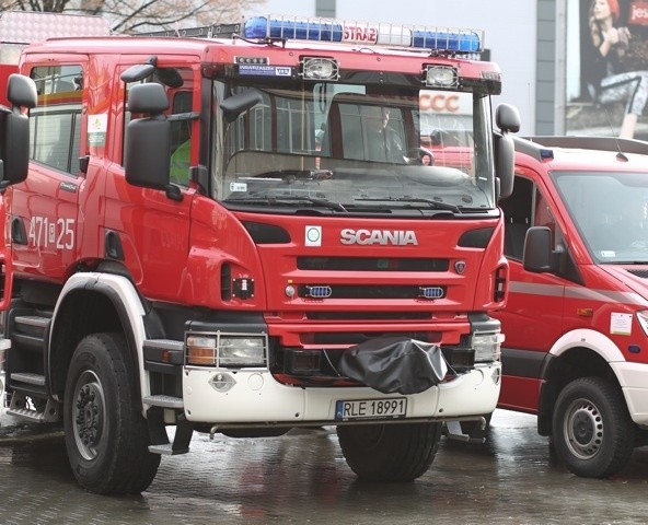 Nowe auta dla podkarpackich strażaków...