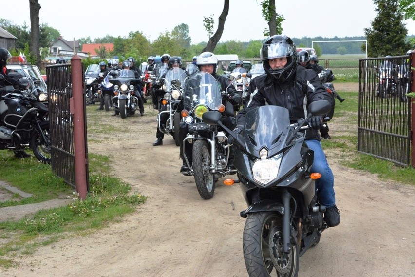 "Energetyczni" motocykliści zatrzymali się w gminie Goworowo (zdjęcia)