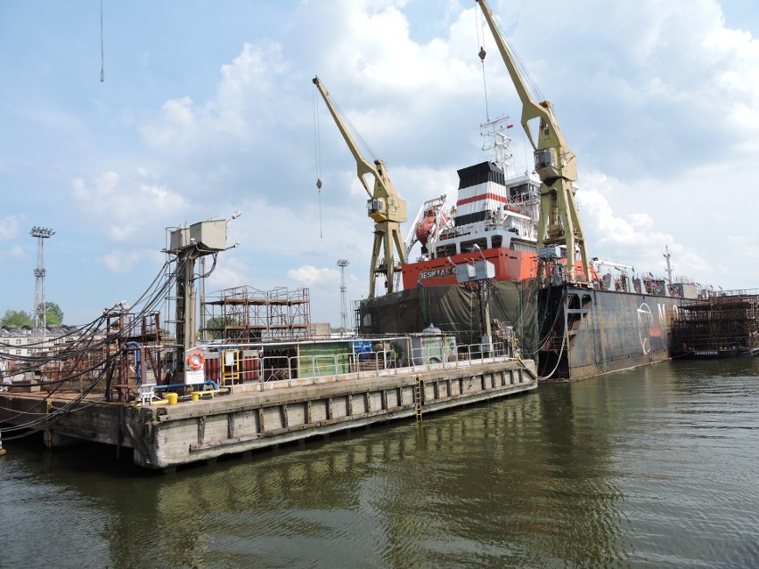 Komunalizacja stoczni w Świnoujściu. Czy to dobry pomysł? 