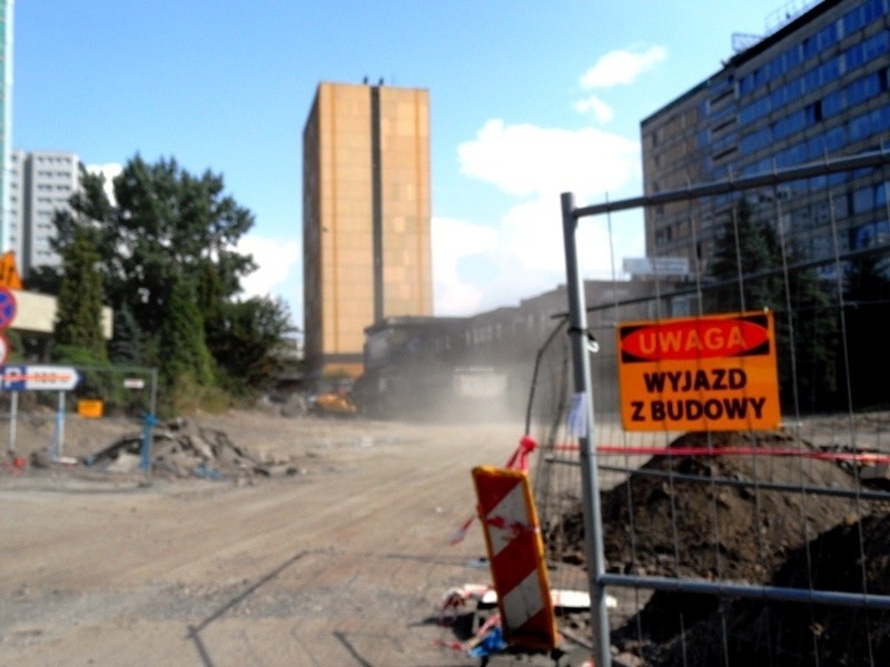 Przebudowa centrum Katowic - budowa ulicy Środmiejskiej