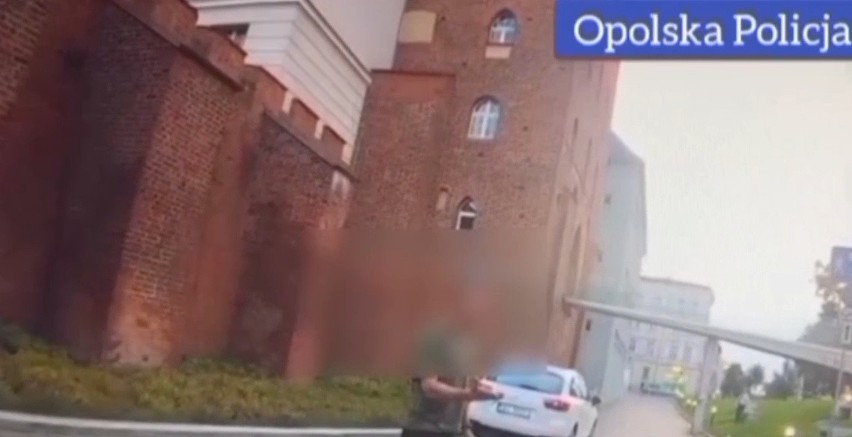 Zatrzymanie 33-latka w centrum Opola. Mężczyzna straszył...