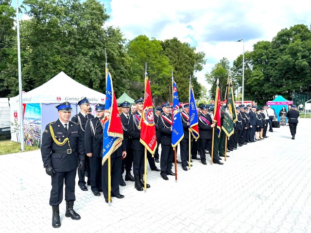 Uroczystość odbyła się w niedzielę, 25 czerwca na placu przed remizą w Bąkowej.