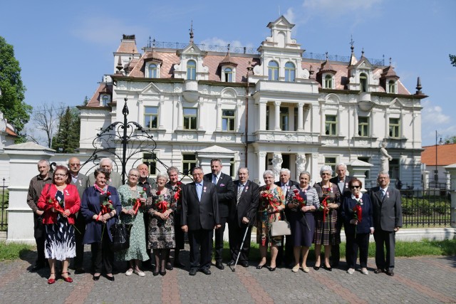 Prezydent RP Andrzej Duda przyznał, a burmistrz Supraśla Radosław Dobrowolski wręczył Medale za Długoletnie Pożycie Małżeńskie