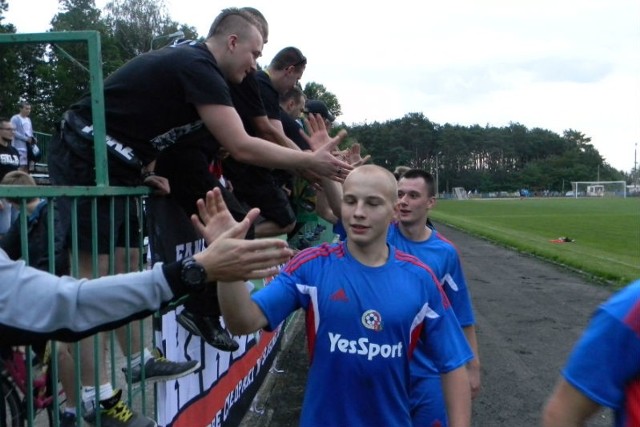 Kolbuszowianie ze wsparcie kibiców wyrośli na jednego z faworytów ligi.