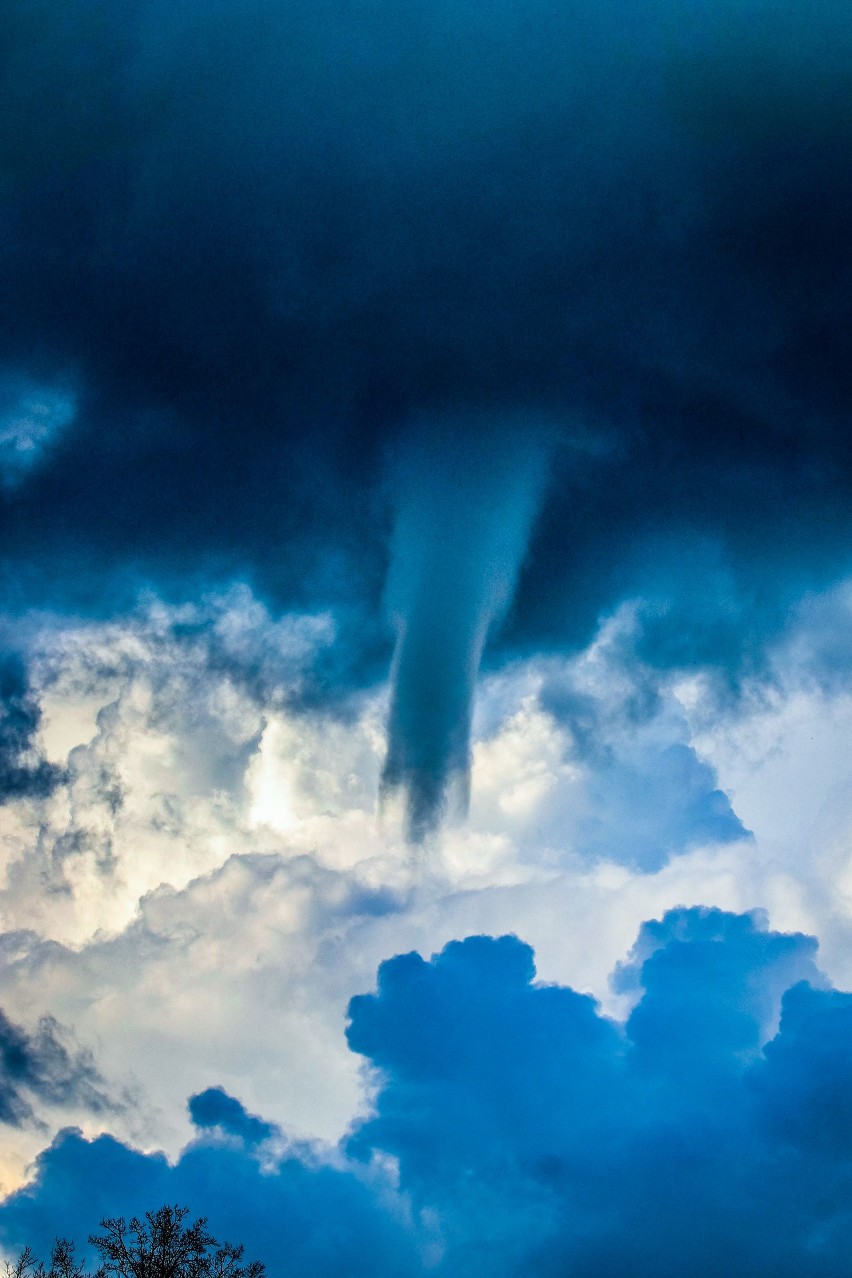 Tornado w Lubuskiem? Takie dziwne i niesamowite zjawisko pogodowe obserwowano na lubuskim niebie