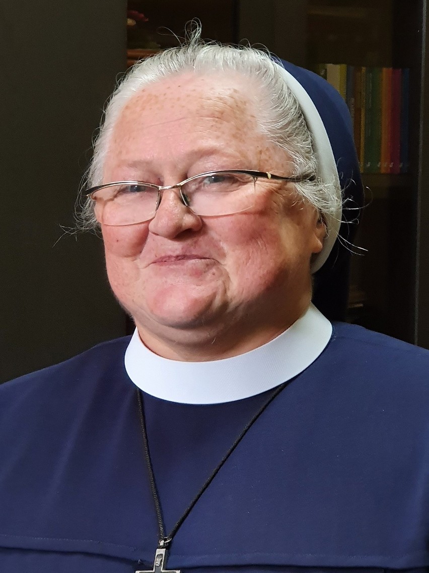 „10 lat jak jeden dzień”. Siostra Urszula z jędrzejowskiego Caritas po 10 latach odchodzi do parafii w Krakowie Bieńczycach