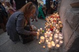 Łańcuch Światła: Protesty pod sądami w Gdańsku i w Gdyni przeciwko projektowi PiS  [WIDEO, ZDJĘCIA]