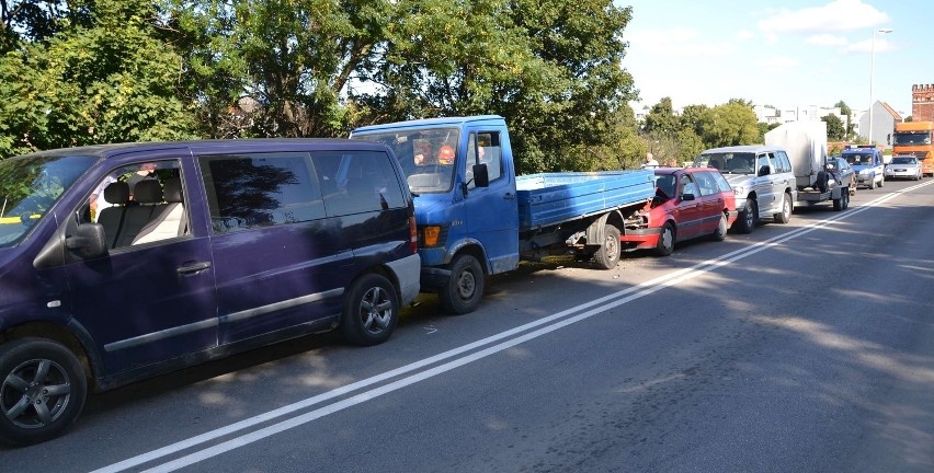 Kolizja na moście a Malborku sparaliżowała ruch w mieście...