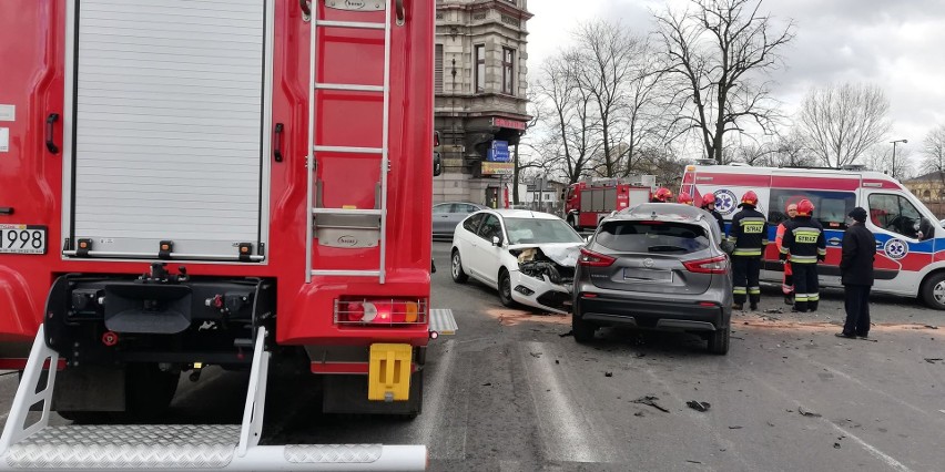 Na skrzyżowaniu ulic Metalowców i Dworcowej w Inowrocławiu...