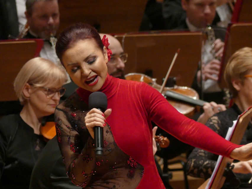 Grażyna Brodzińska oczarowała publiczność w Filharmonii Świętokrzyskiej (ZDJĘCIA)