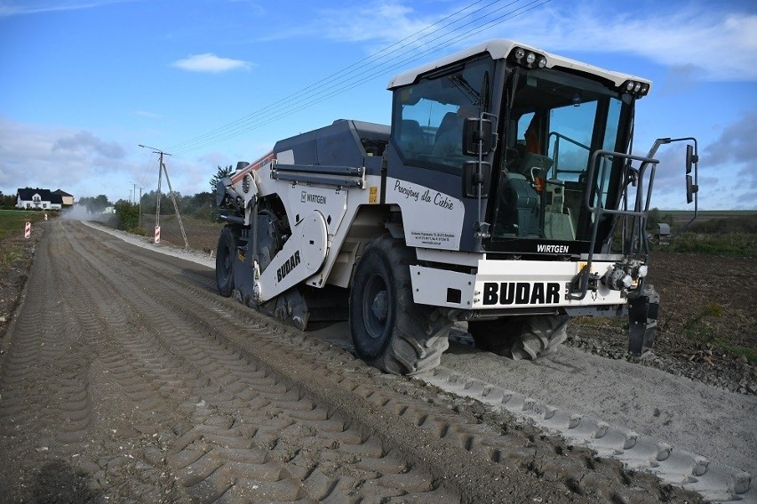 Przebudowa drogi powiatowej w Rogowie