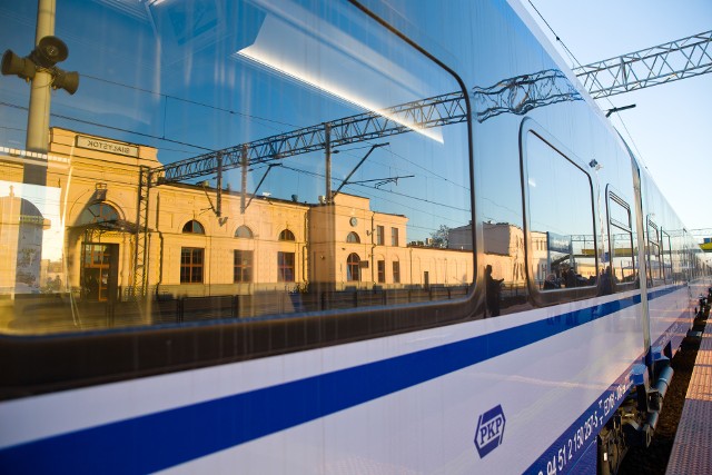 Krótsze podróże, nowe dworce. Do końca 2019 roku PKP PLK chce zmodernizować odcinki na najważniejszych liniach kolejowych na Podlasiu.
