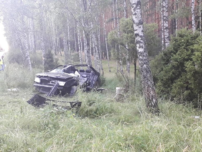 Strażak ochotnik walczy o życie po wypadku w Starej Rzece [zdjęcia]