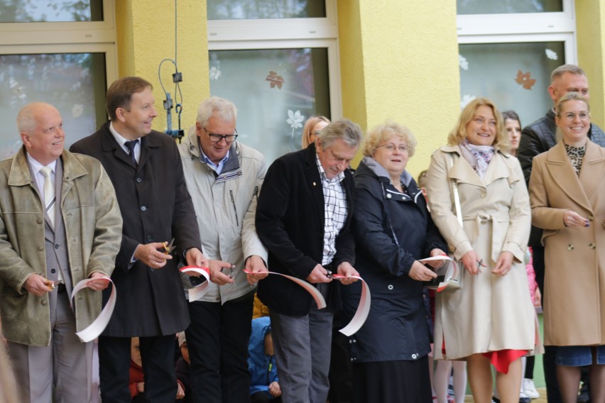 Otwarcie placu zabaw i terenu wokół przedszkola z oddziałami...