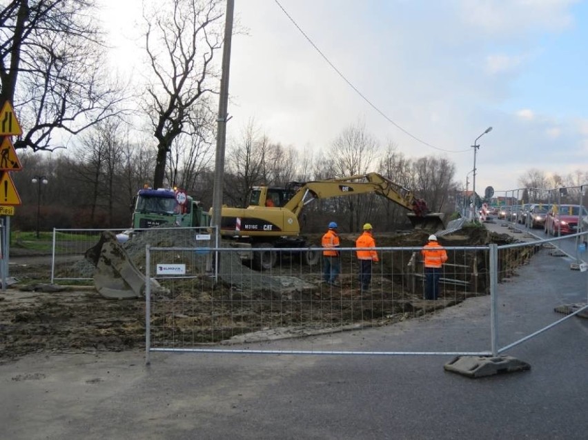 Remont mostu na "krajówce" w Wadowicach