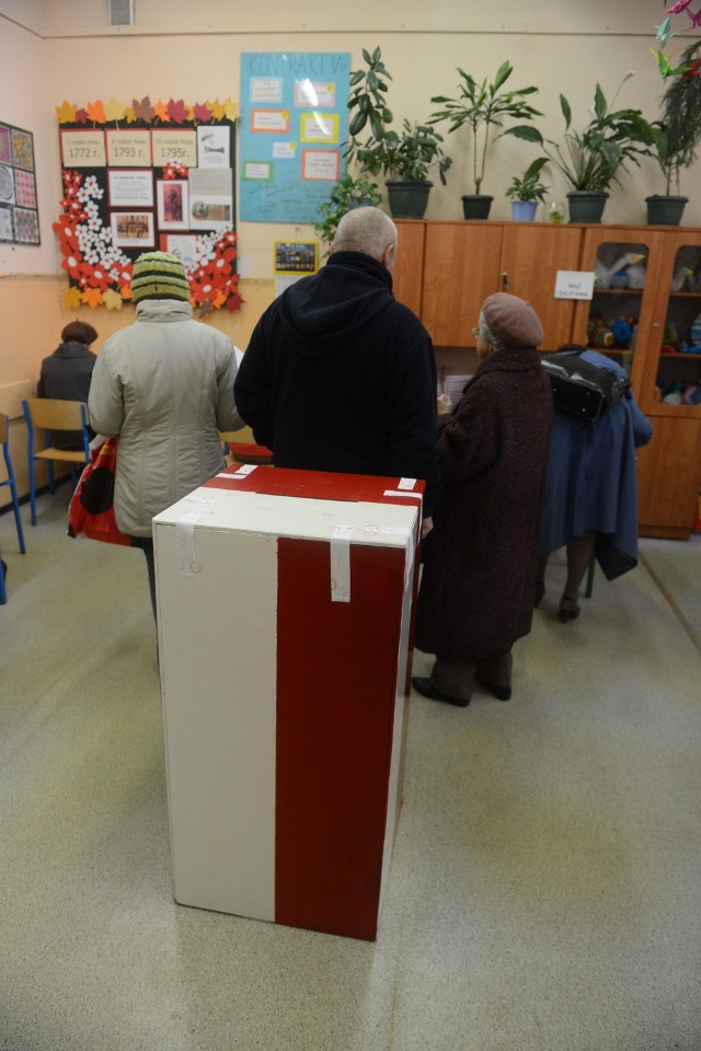 Mieszkańcy Łódzkiego ponownie do urn pójdą w marcu 2015 r.