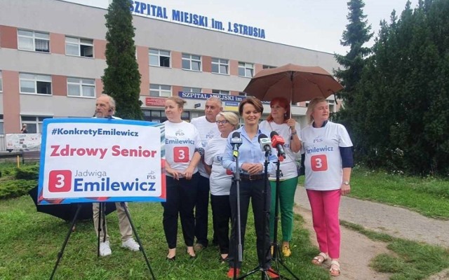 Jadwiga Emilewicz zapowiada, że dopilnuje, by w szpitalu im. J. Strusia powstał oddział geriatryczny.