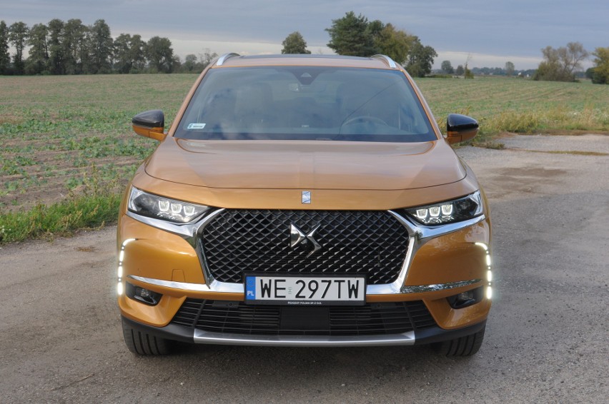 DS7 Crossback to obecnie najwyższa forma francuskiego ataku...