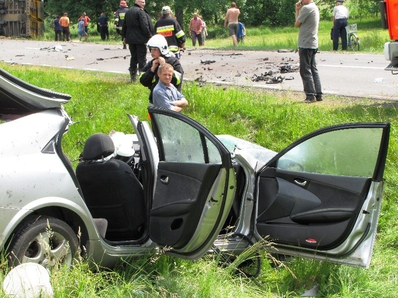 Wypadek pod Wąsewem na krajowej "60" - 08-06-2011