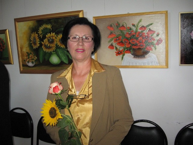 Maria Głowacka maluje najchętniej kwiat i pejzaże
