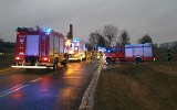 Wypadek w Okuninie koło Kargowej. Renault uderzyło w bmw. Ranna została jedna osoba