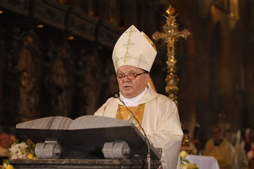 Józef Kupny już oficjalnie naszym arcybiskupem (ZDJĘCIA, HOMILIA INAUGURACYJNA)