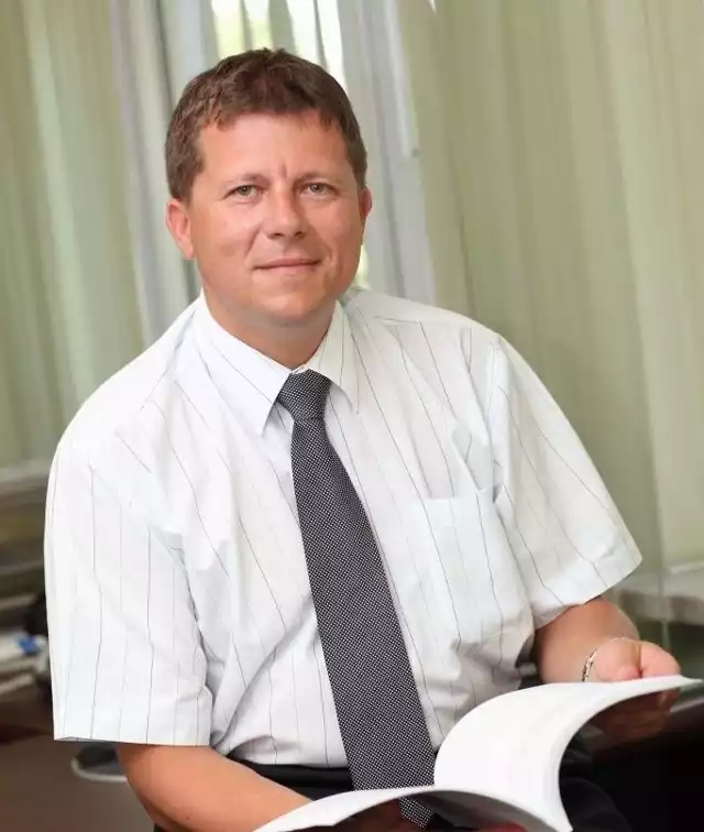 Marek Ruchała jest specjalistą w dziedzinie produkcji leków i zarządzania jakością.