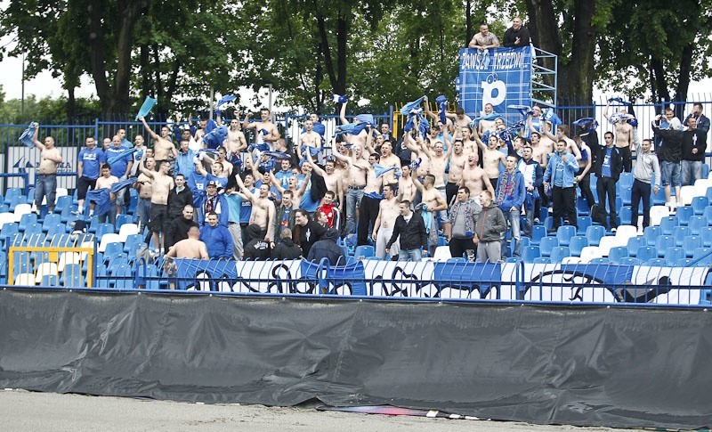 Gol padł po akcji prawym skrzydłem; w jej finale Nadolski...