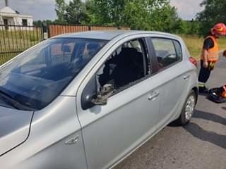 Wypadek koło Skaryszewa. Dwie osoby ranne w zderzeniu trzech samochodów w Magierowie. Jeden z kierowców był pijany