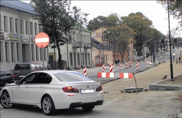 Remont skrzyżowania Kościuszki z Dwernickiego i Sikorskiego bardzo utrudnia życie kierowcom.