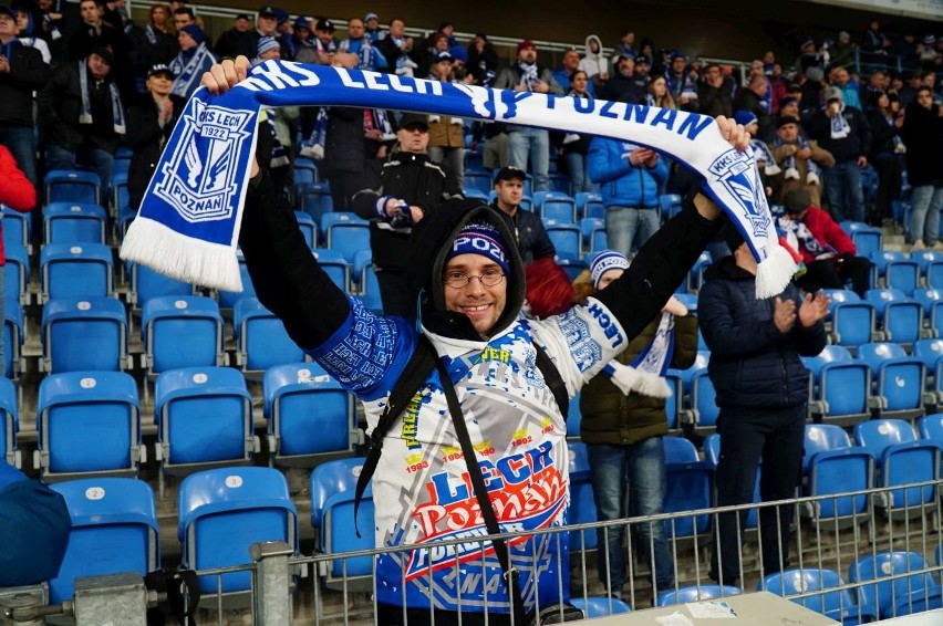 Mecz Lech Poznań - Górnik Zabrze (4:1) oglądało na stadionie...