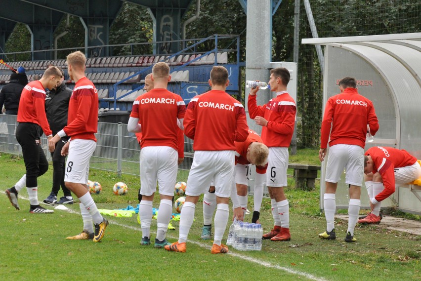 Rezerwa Cracovii wciąż wygrywa - trzy gole lidera IV ligi