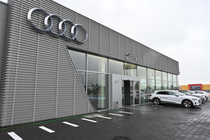 Ruszyło Audi Centrum Kielce. To jedyny salon tej marki w regionie [WIDEO, ZDJĘCIA]